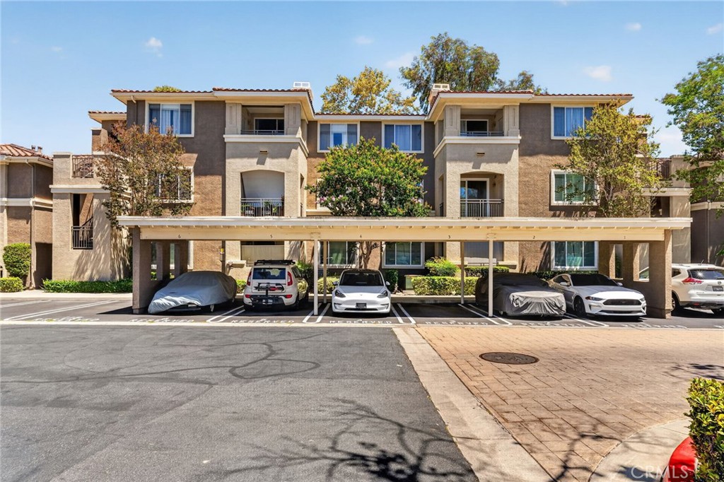 22681 Oakgrove 127