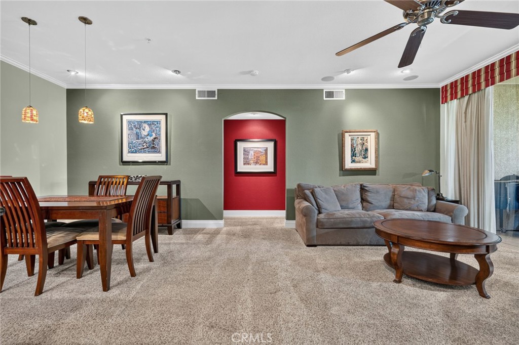 22681 Oakgrove 127