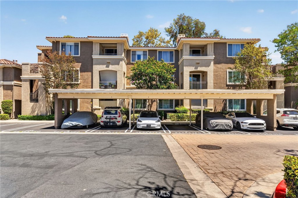 22681 Oakgrove 127