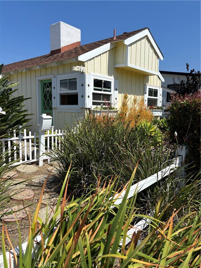 154 W Avenida Alessandro