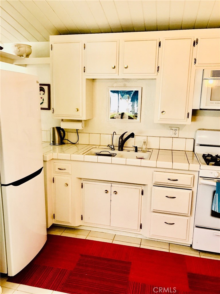 26755 Avenida Las Palmas