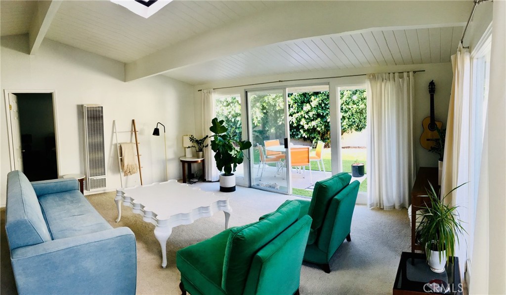 26755 Avenida Las Palmas