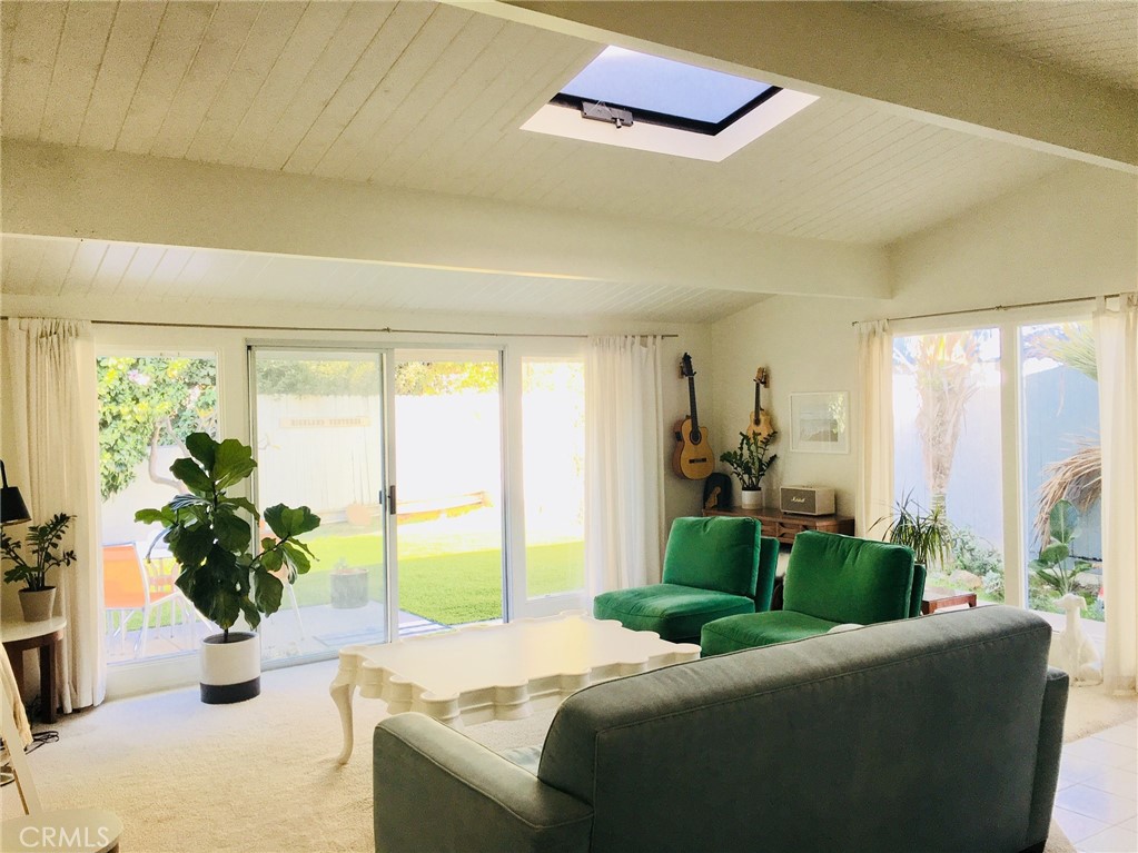 26755 Avenida Las Palmas