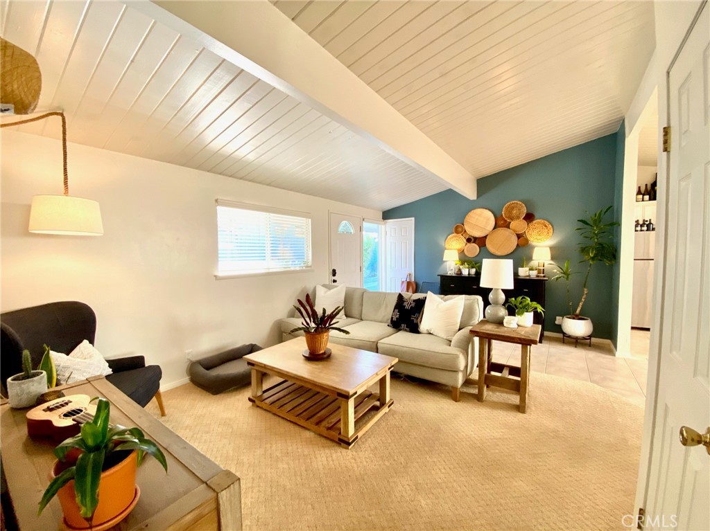 26755 Avenida Las Palmas
