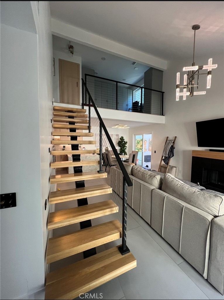 24 La Costa ct.