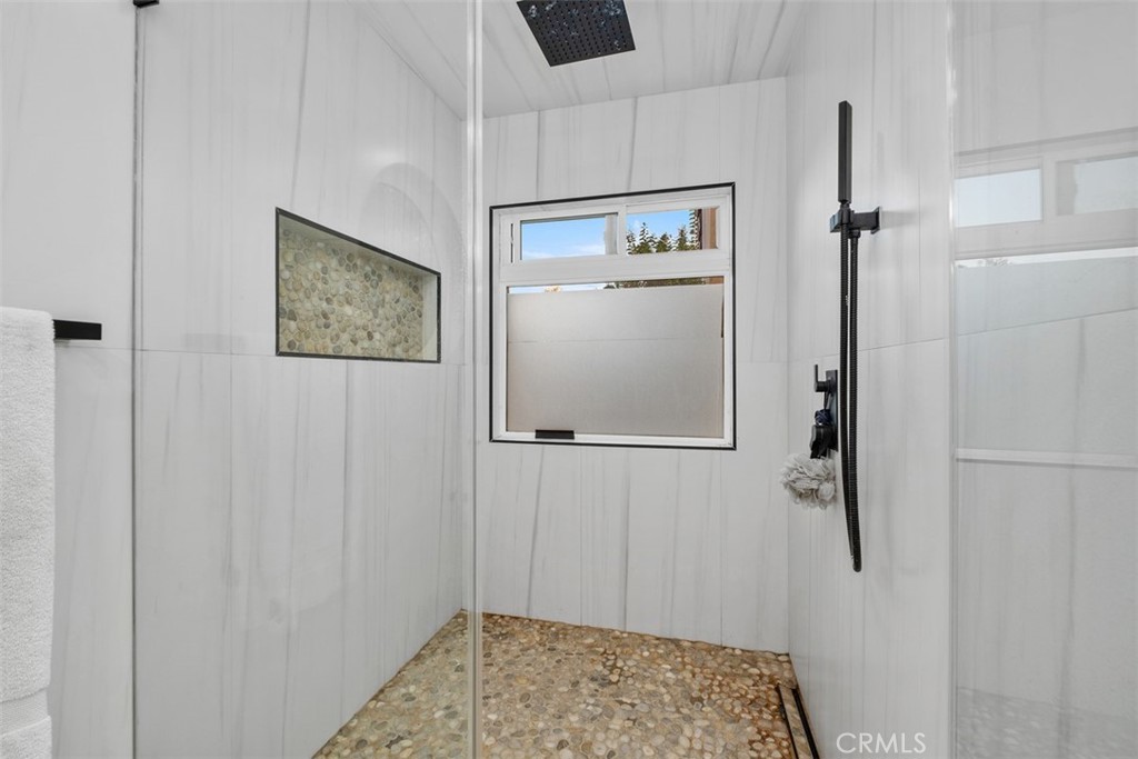 24 La Costa ct.