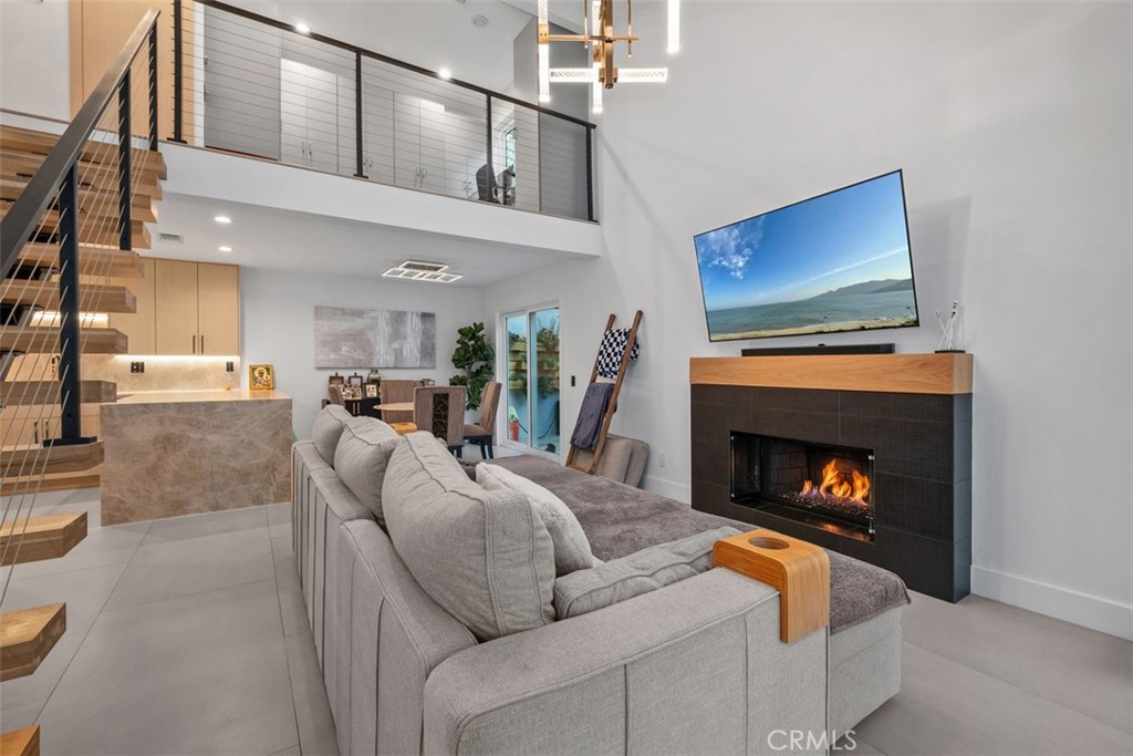 24 La Costa ct.