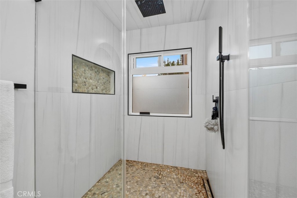 24 La Costa ct.