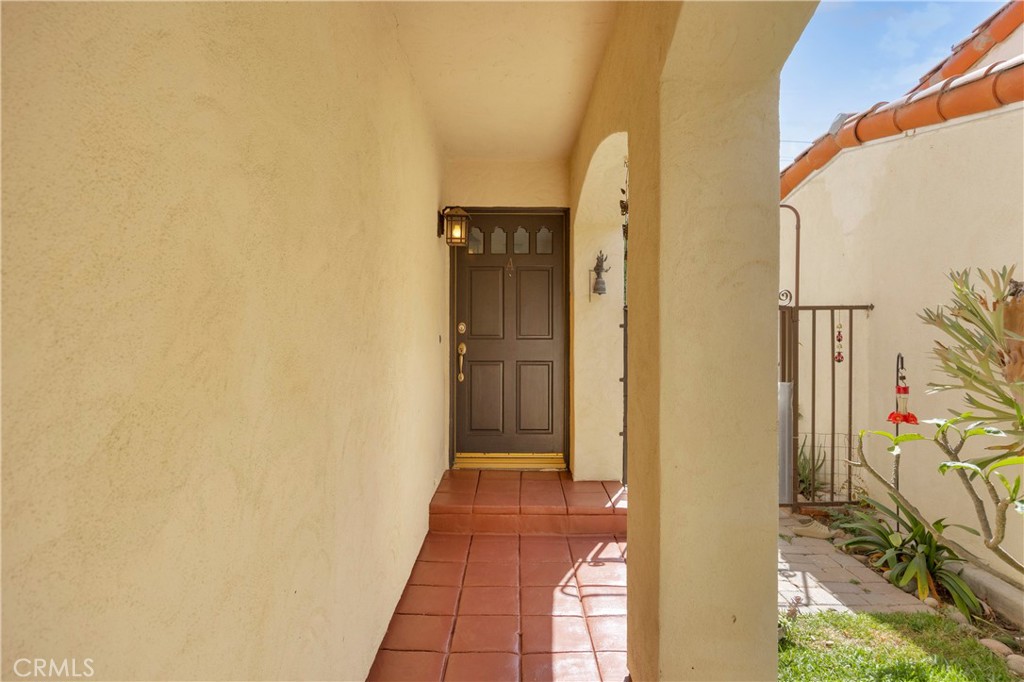 117 Avenida Pelayo