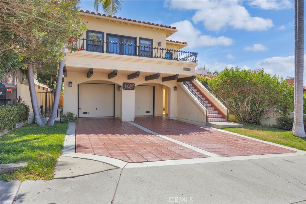 117 Avenida Pelayo