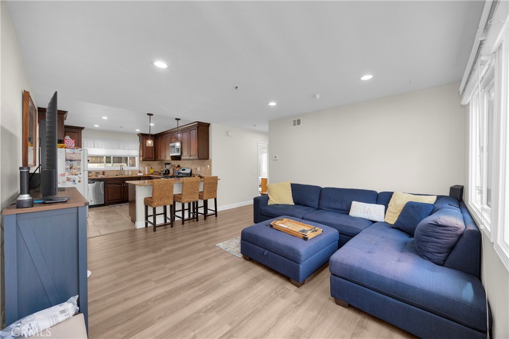 117 Avenida Pelayo