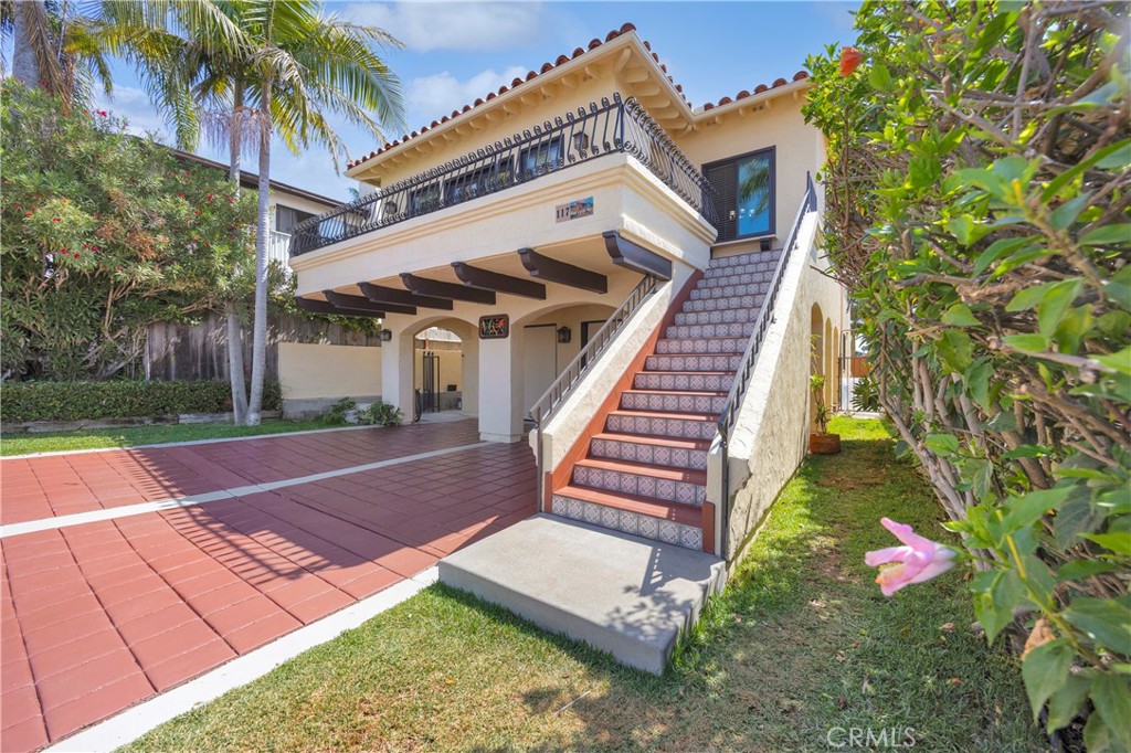 117 Avenida Pelayo