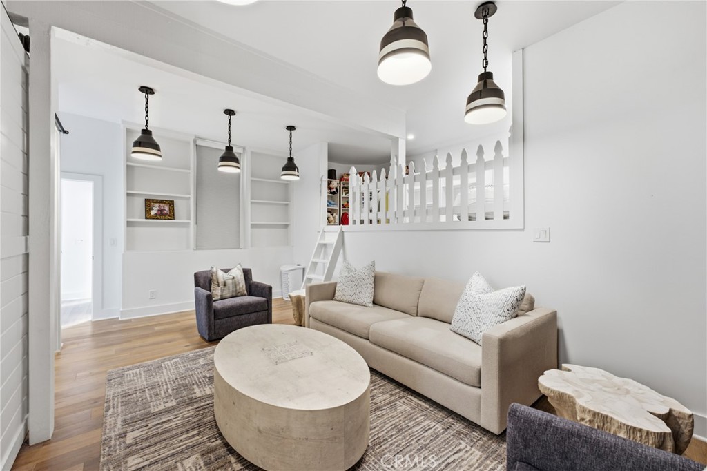 31595 Table Rock