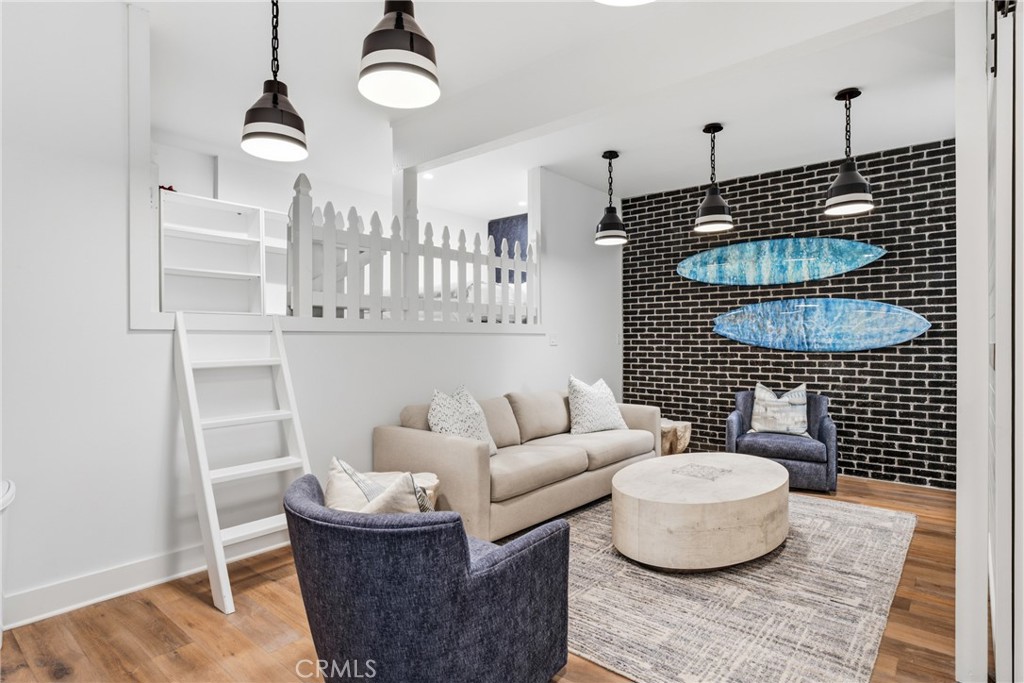 31595 Table Rock