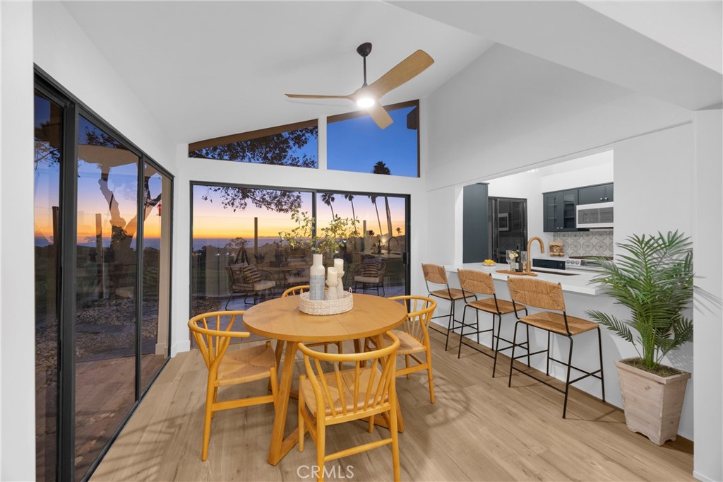 130 Avenida Adobe