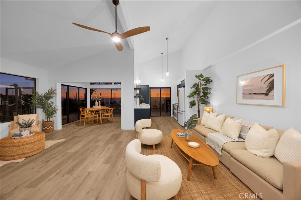 130 Avenida Adobe