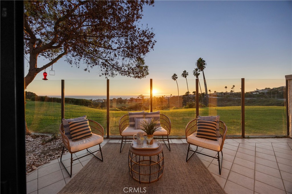 130 Avenida Adobe