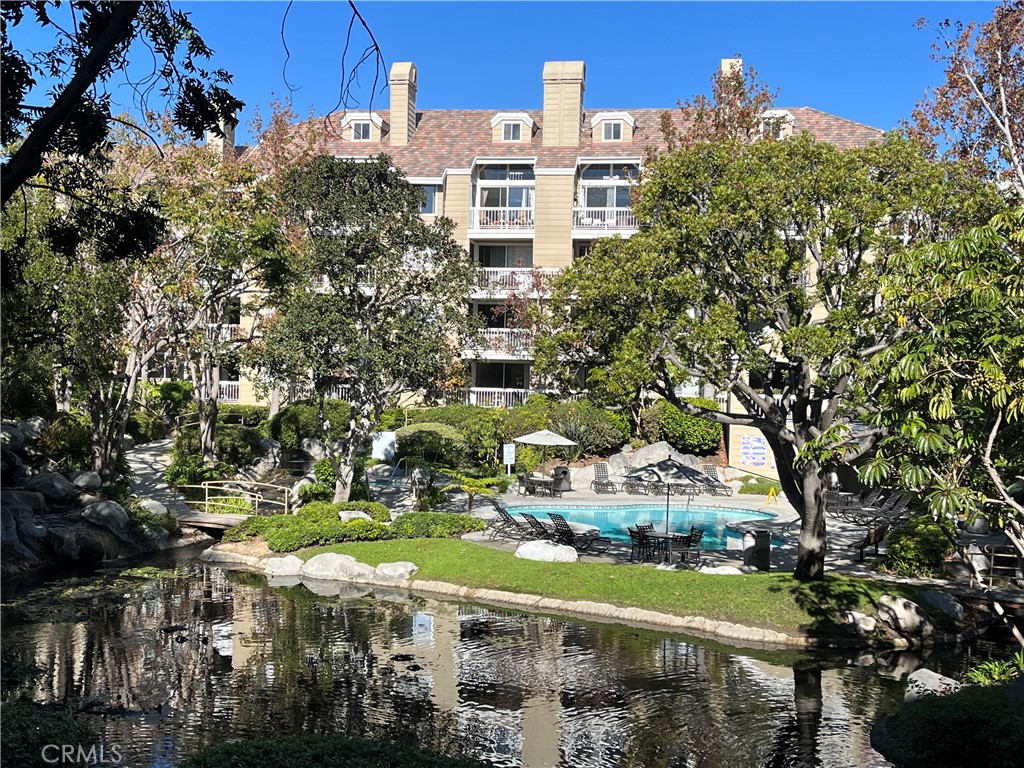 20371 Bluffside Circle 105