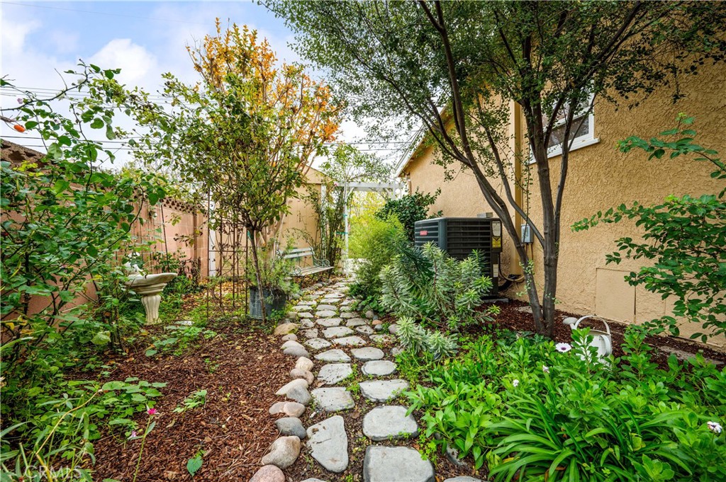 14352 Pleasant Street