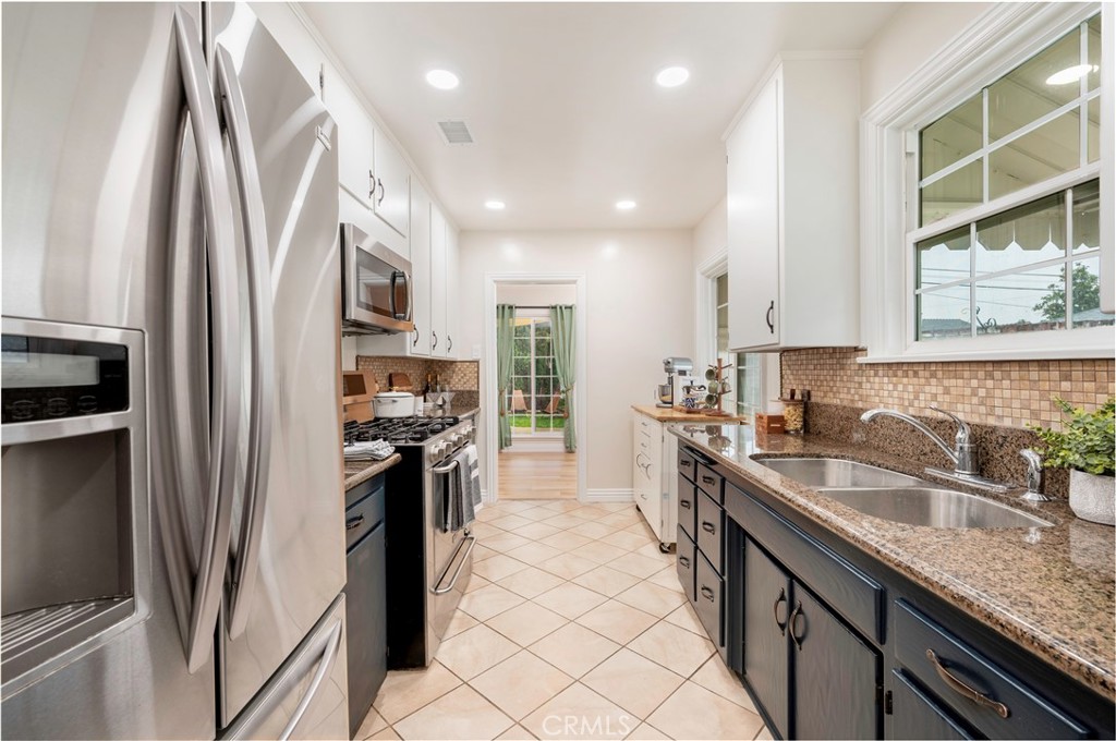 12208 Bonavista Lane