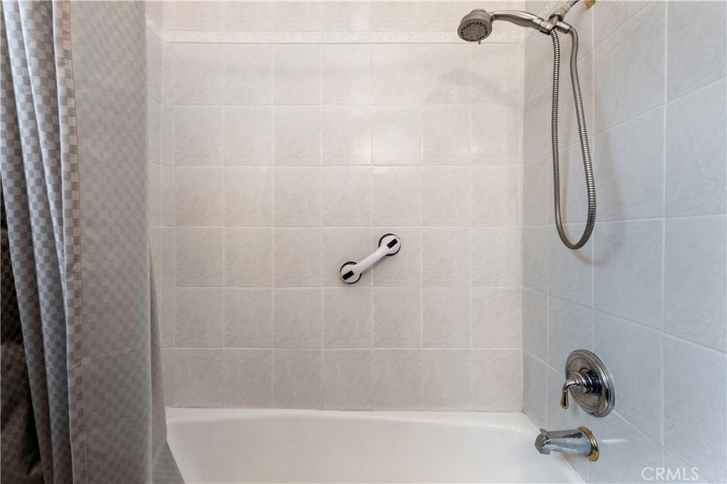 12208 Bonavista Lane