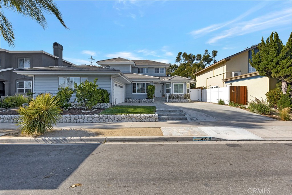 1415 Crestview Avenue