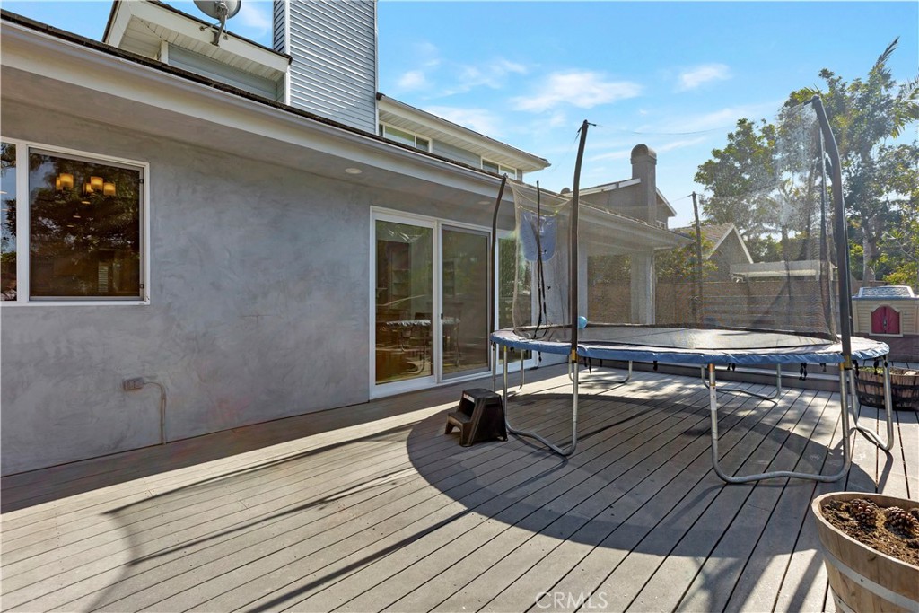 1415 Crestview Avenue