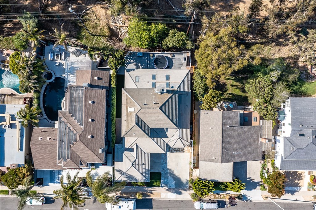 1415 Crestview Avenue