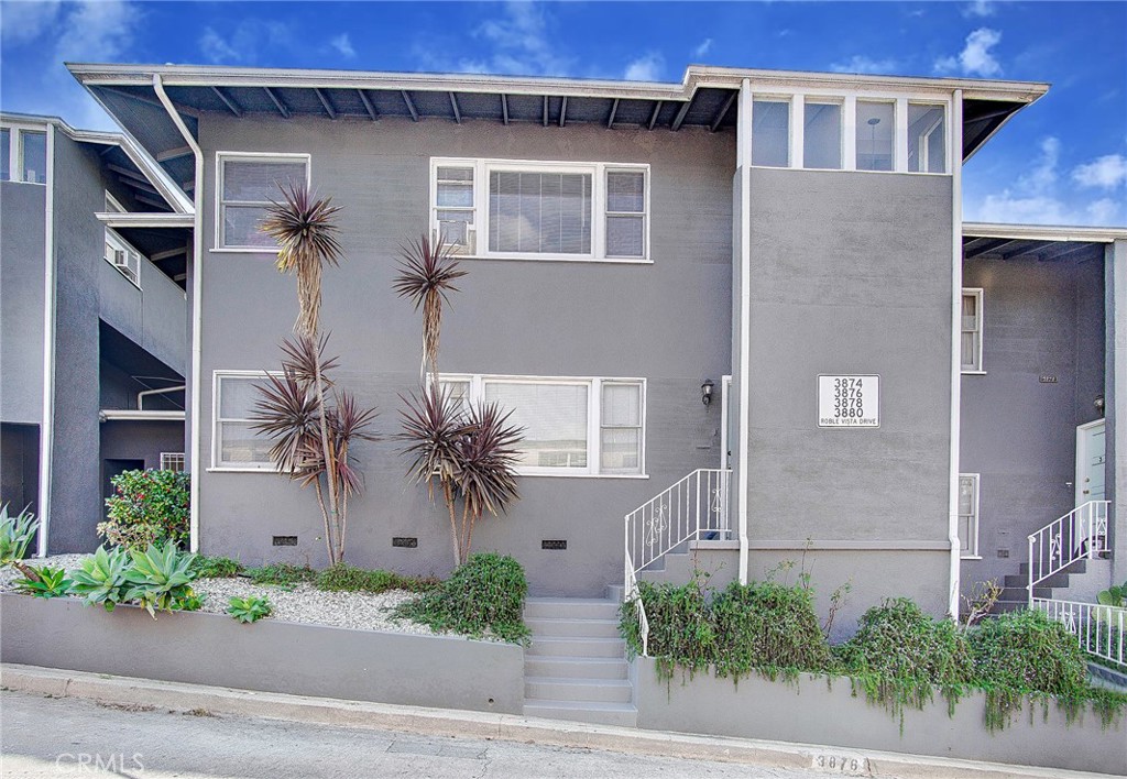 3876 Roble Vista Drive