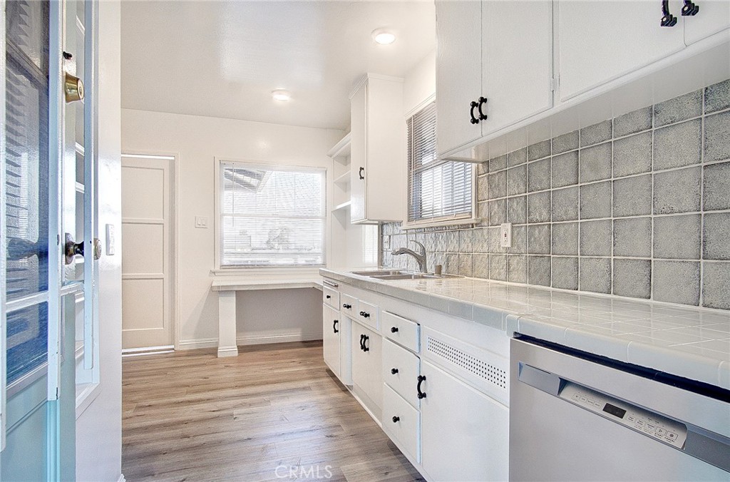 3876 Roble Vista Drive