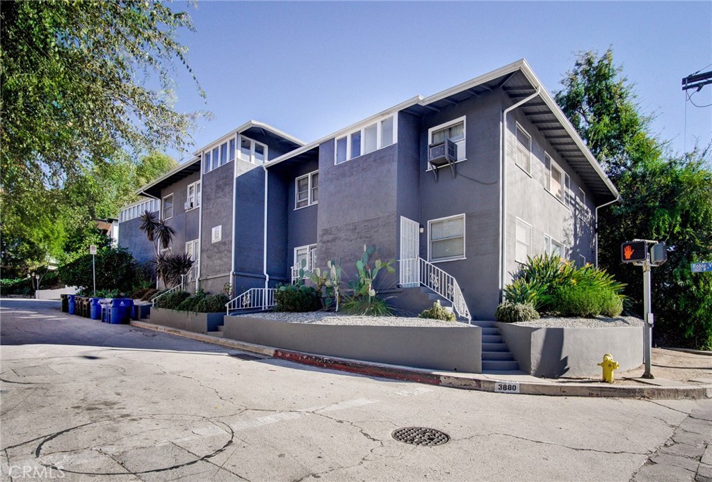 3876 Roble Vista Drive