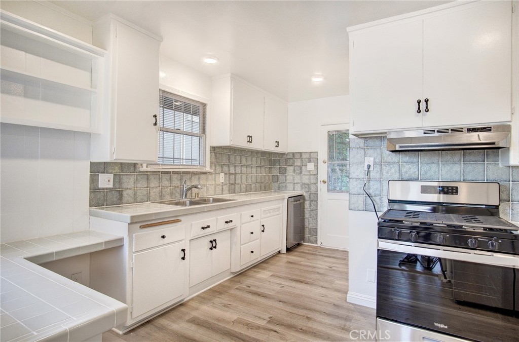 3876 Roble Vista Drive