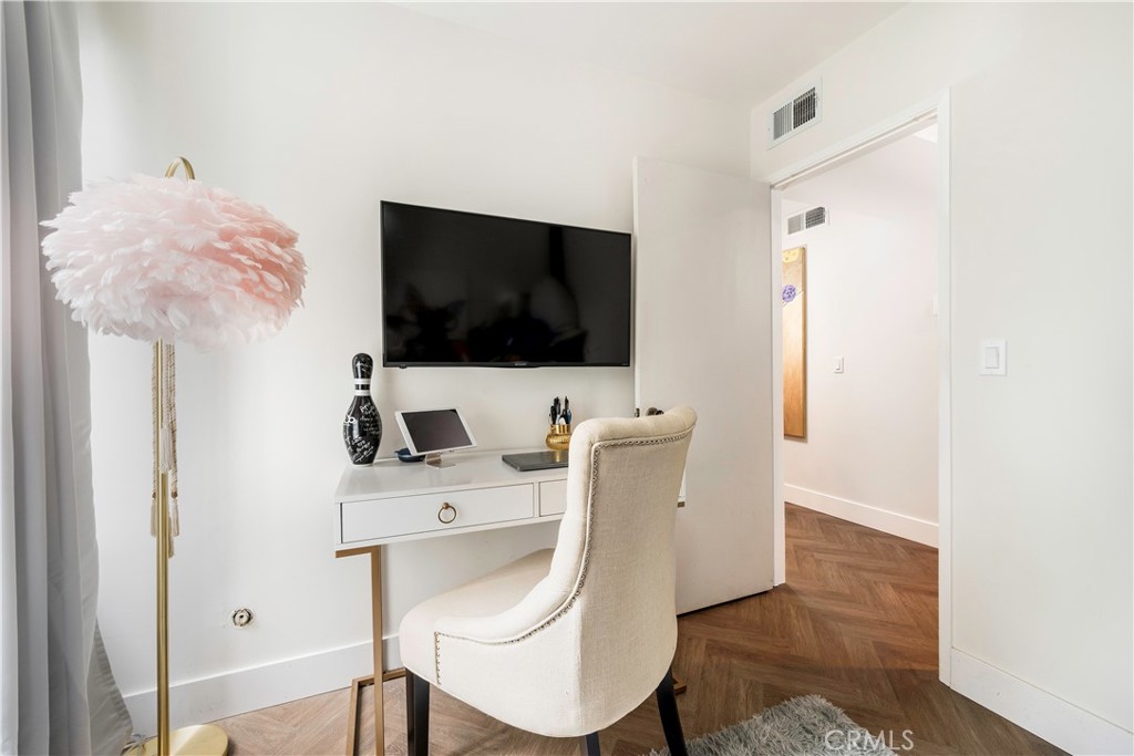 5870 Green Valley Circle 212