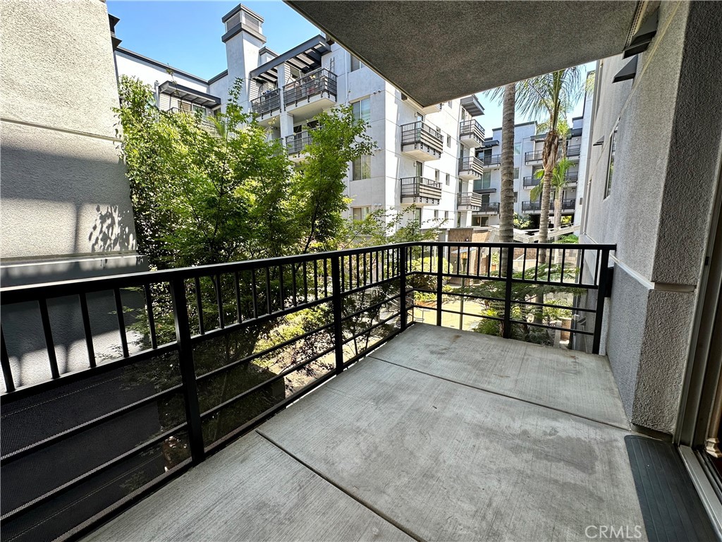 629 Traction Avenue 311