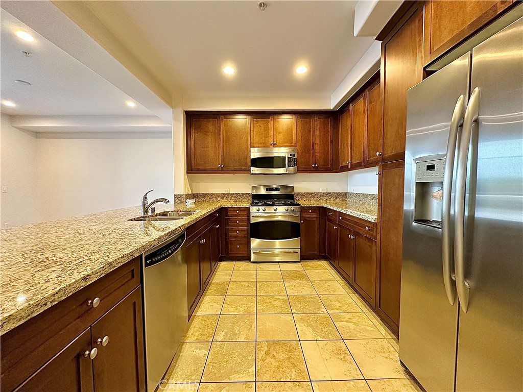 629 Traction Avenue 311