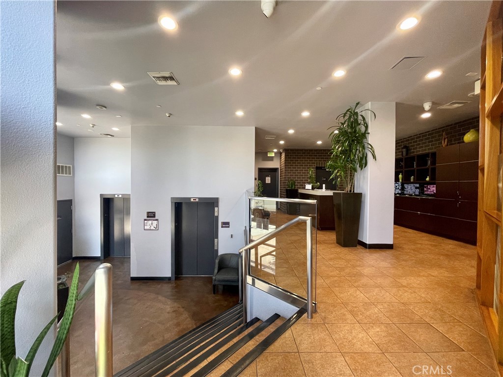 629 Traction Avenue 311