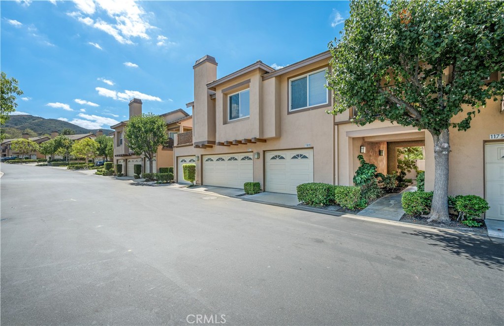 1189 S Country Glen Way