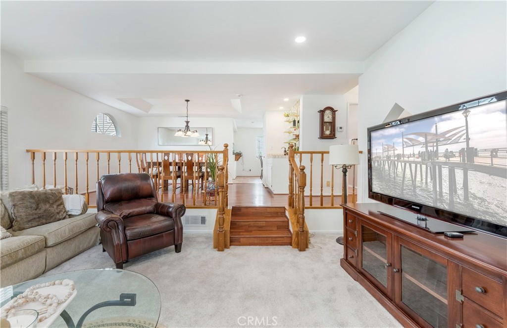 121 S Lucia Avenue 7