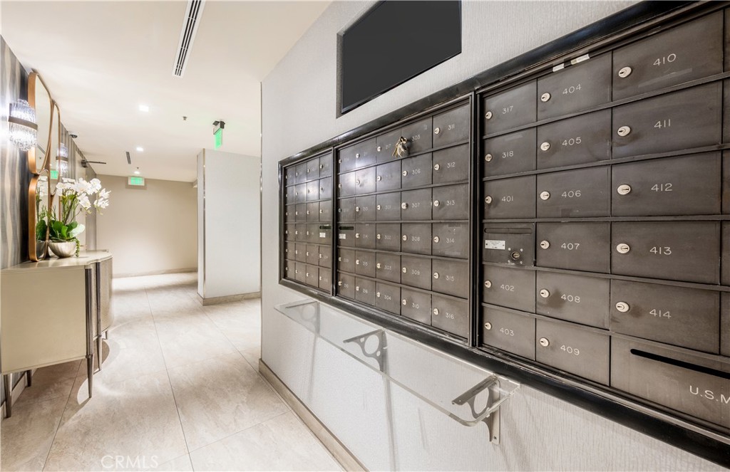 2112 Century Park Lane 313