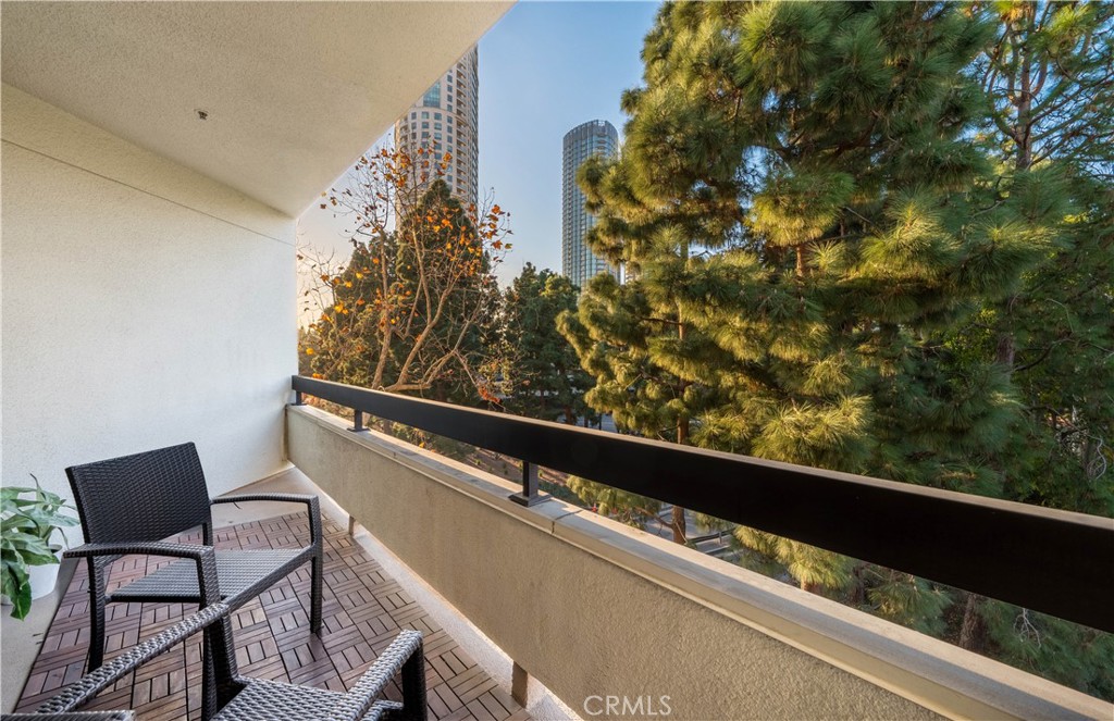 2112 Century Park Lane 313