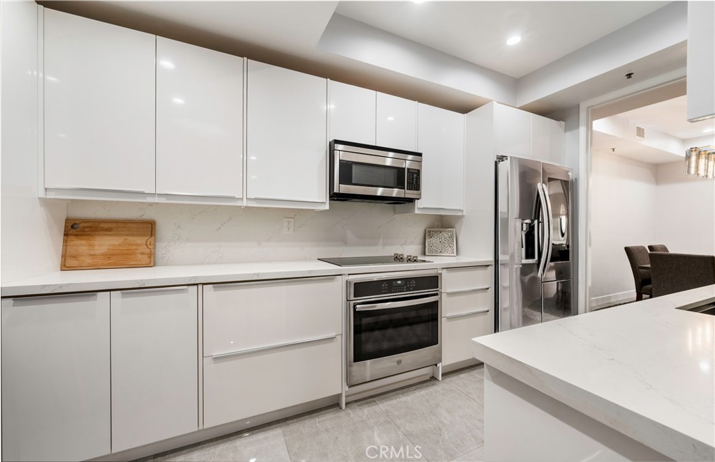 2112 Century Park Lane 313