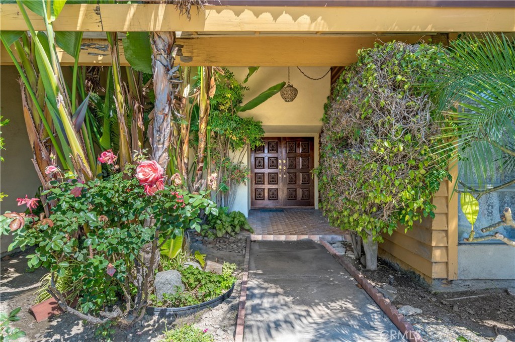 1323 S Scarborough Lane