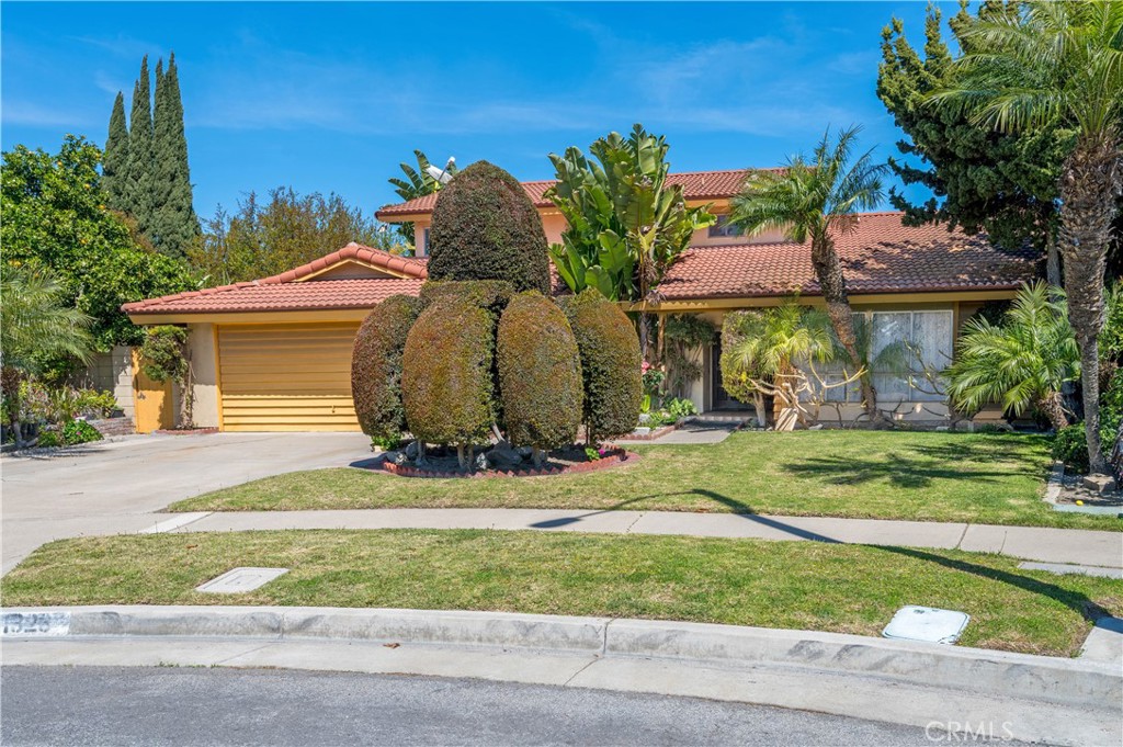 1323 S Scarborough Lane