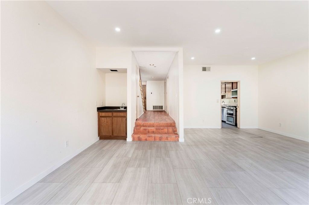 2160 Plaza Del Amo 162