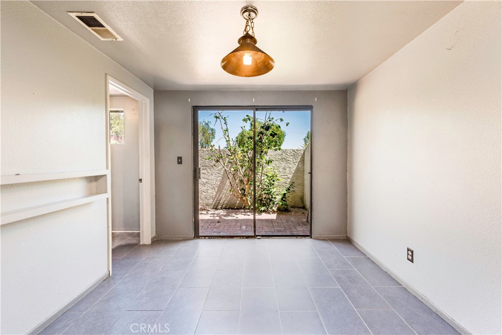 2160 Plaza Del Amo 162