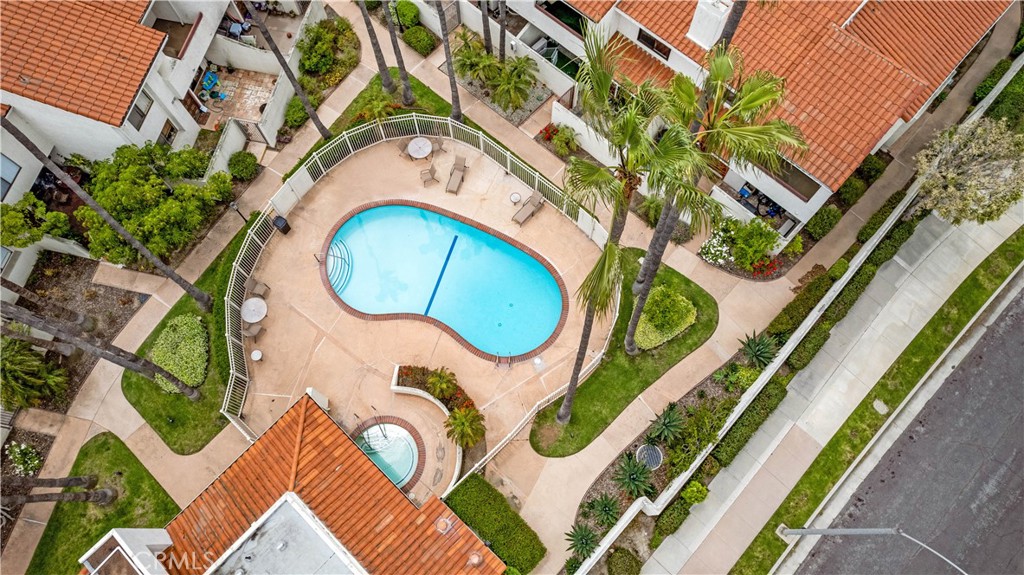 2160 Plaza Del Amo 162