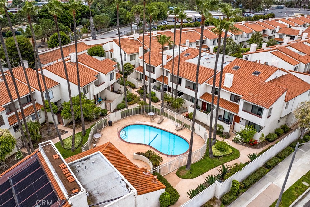 2160 Plaza Del Amo 162