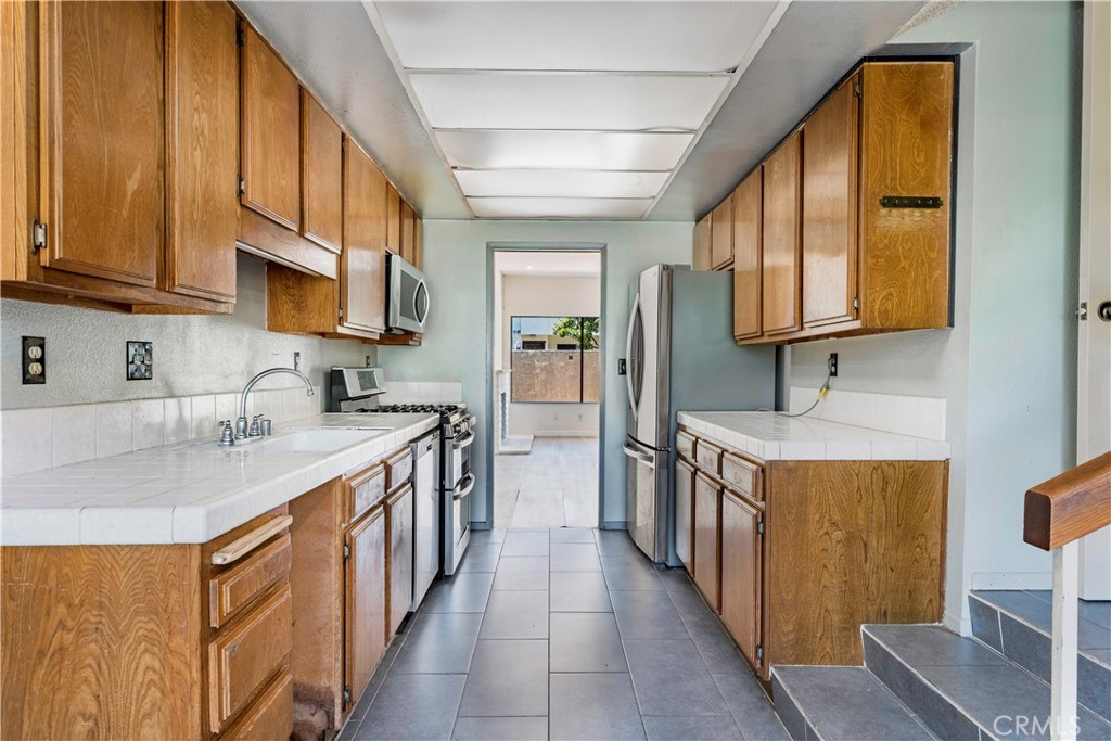 2160 Plaza Del Amo 162