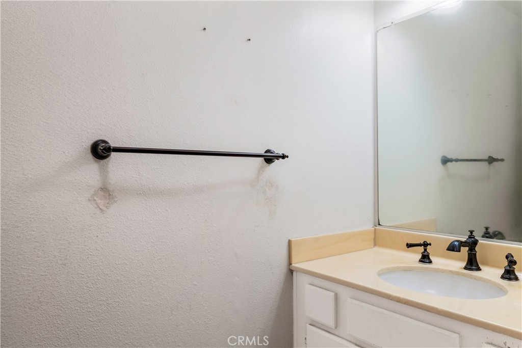 2160 Plaza Del Amo 162