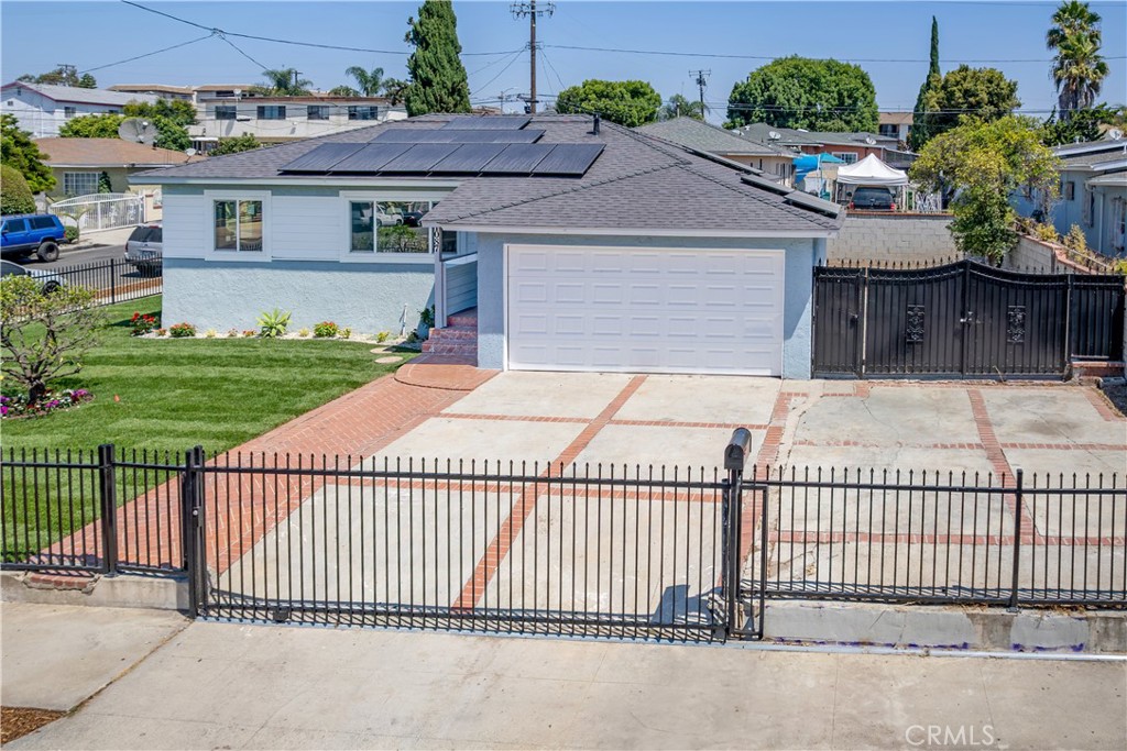 1087 253rd Street